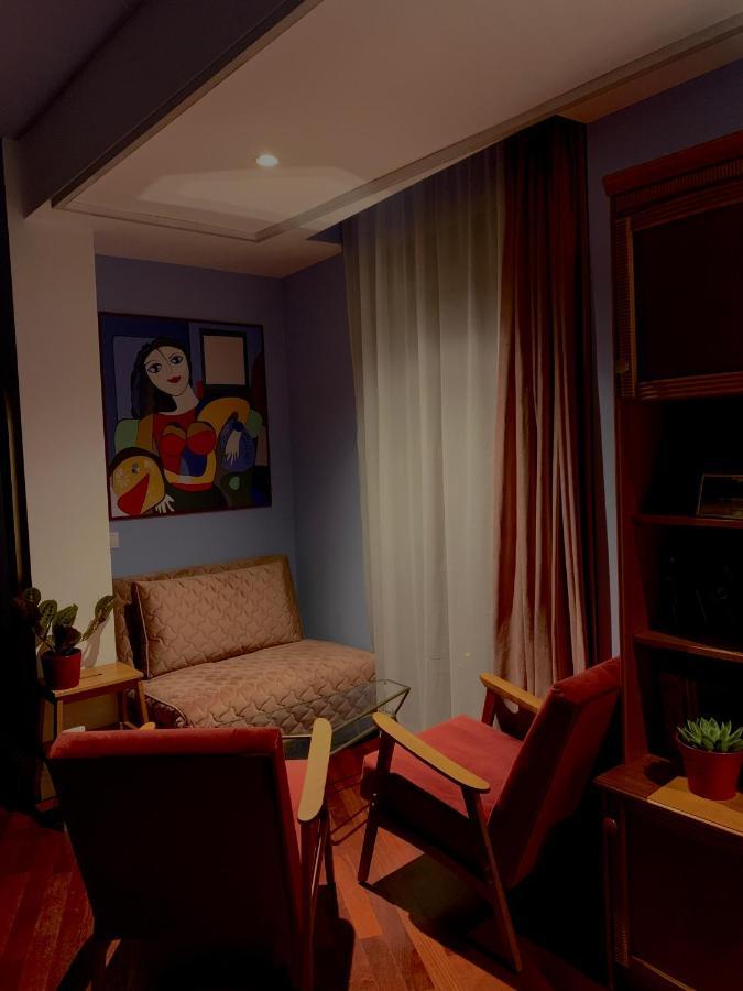 Downtown Italian Studio Bucureşti Eksteriør bilde