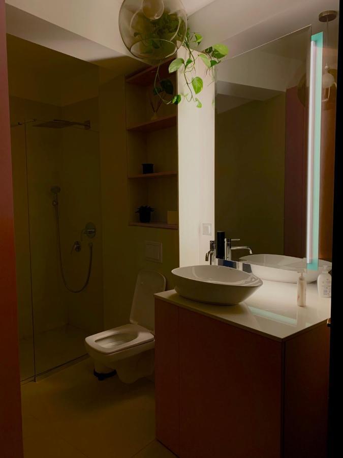 Downtown Italian Studio Bucureşti Eksteriør bilde